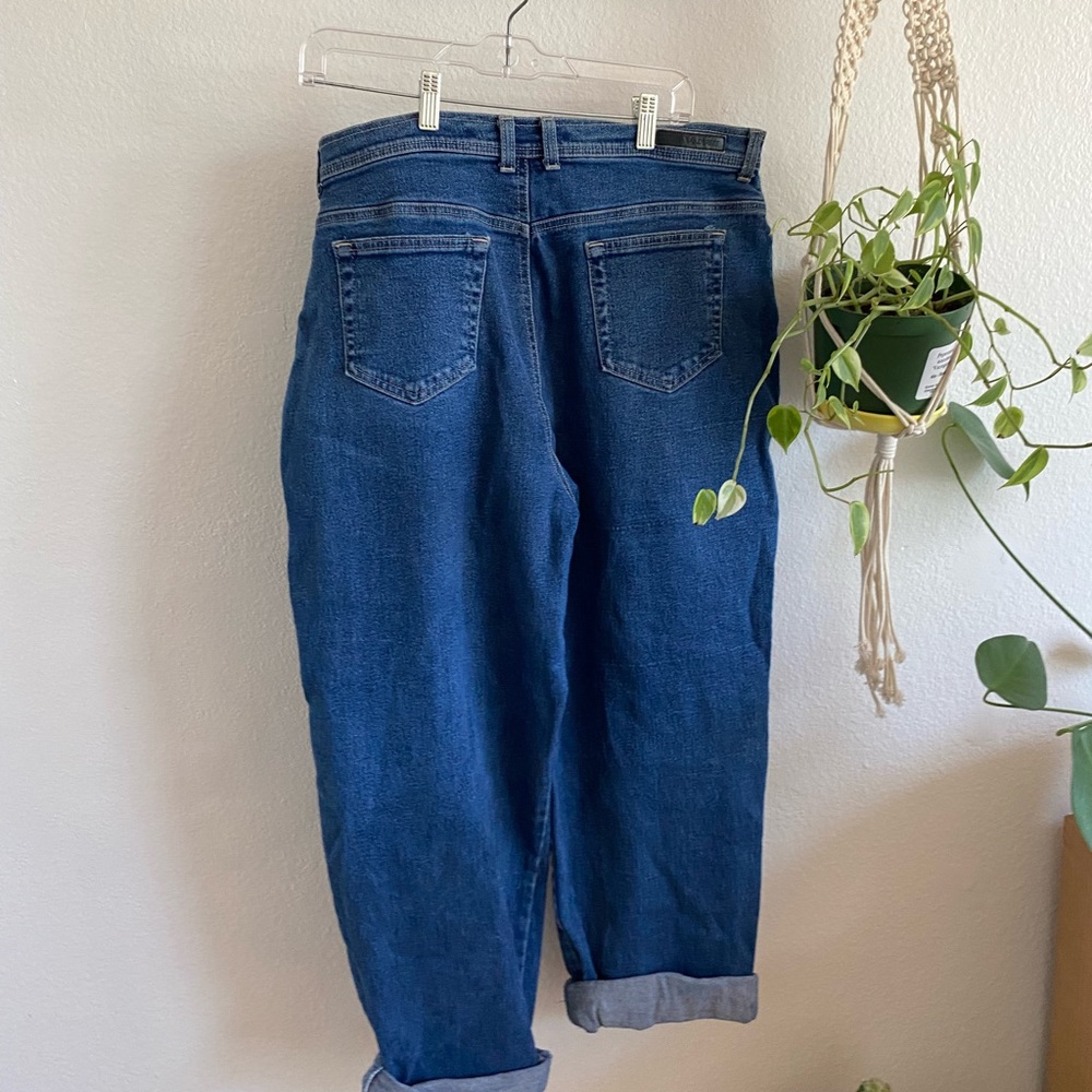 High Rise Blue Jeans - Picture 2 of 5